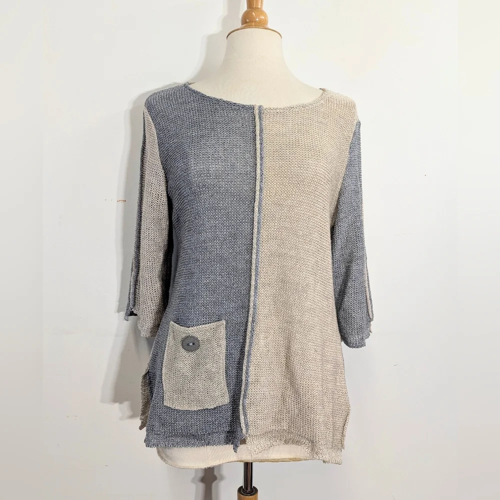 Two-Tone Loose Knit Sweater with Pocket Art To Wear Langenlook Coastal M